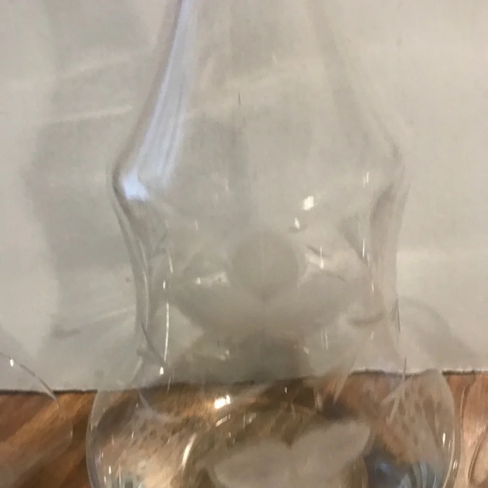 Beautiful crafted 7 pc wine set  crystal n made in Poland.   Perfect condition - Picture 6 of 7